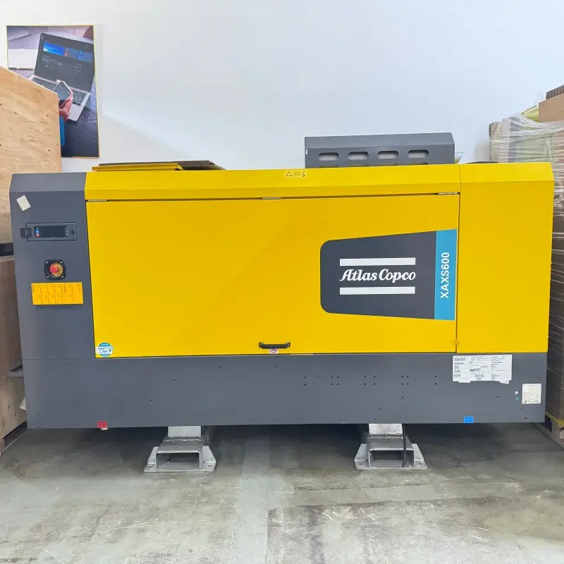 Atlas Copco XAXS600 Inaistrithe Scriú Díosail Comhbhrúiteoir Aeir Druileála Mianadóireacht Fíor